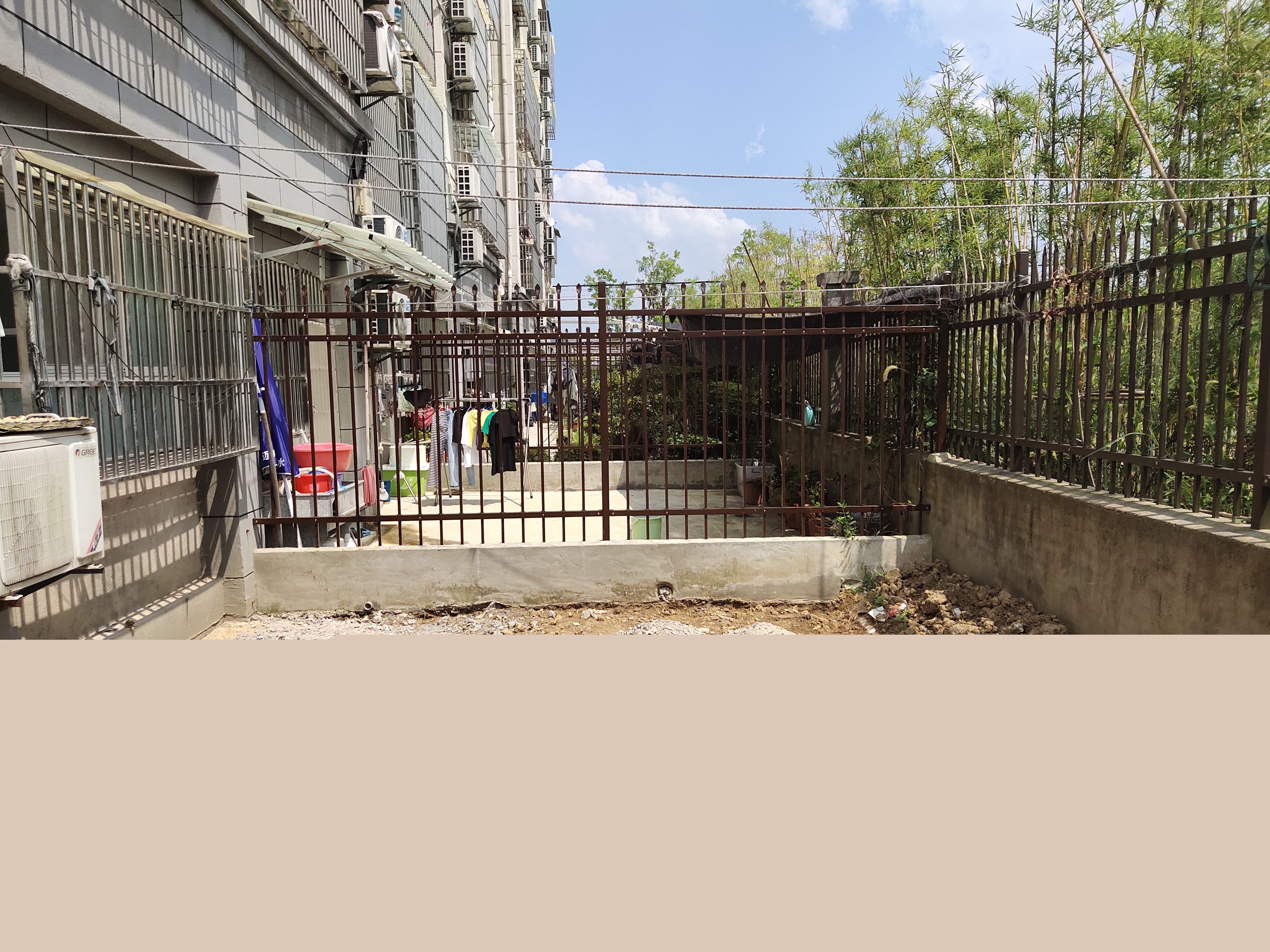 鋅鋼院墻隔離欄